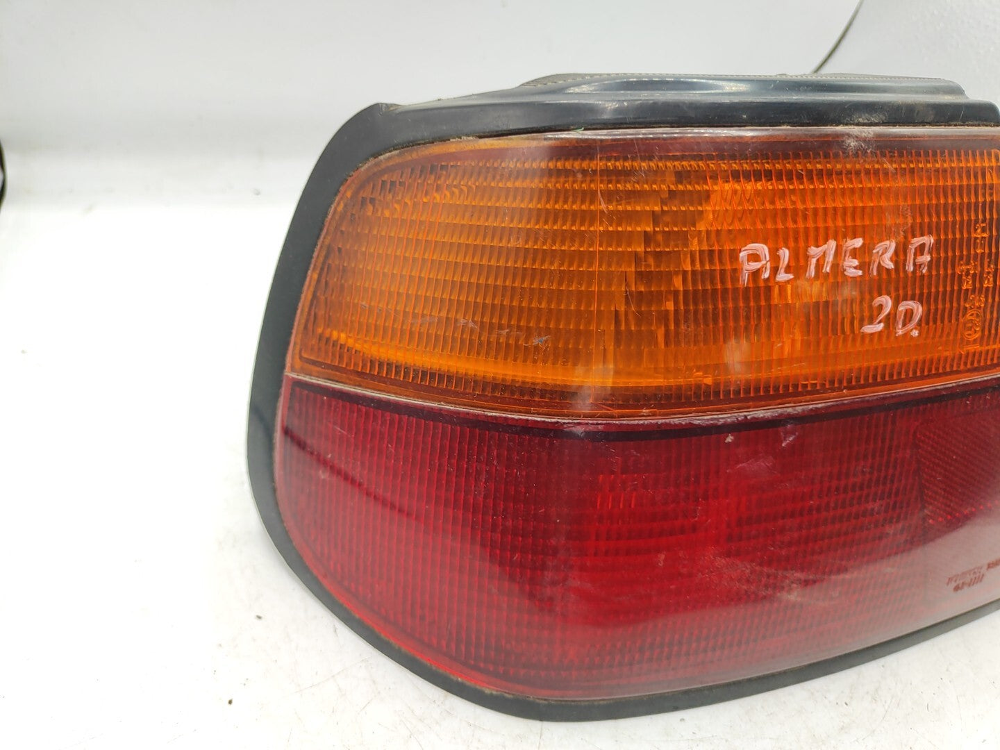 Nissan Almera N15 Hatch 4/5D 1996 LHD Rear Left Taillight Light Lamp 7379
