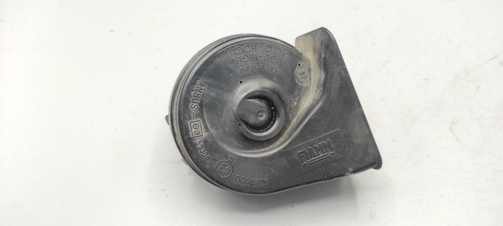 Alfa Romeo GT 1.9JTD 110kW Diesel 2006 Front Horn 0055306