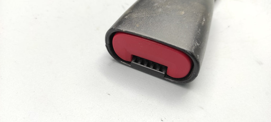 Alfa Romeo GT 1.9JTD 110kW Diesel 2006 Rear Seat Seatbelt Buckle 10447290