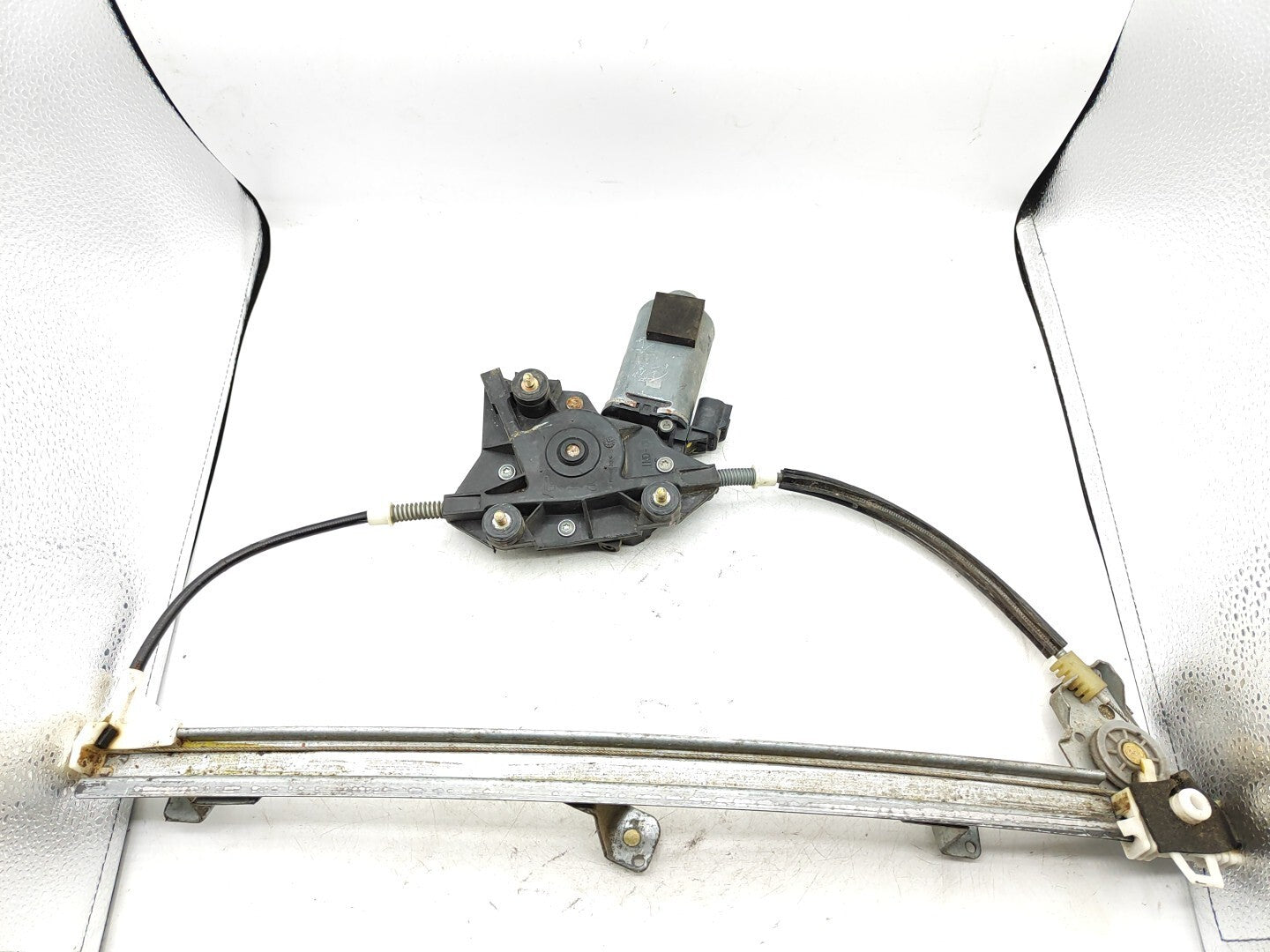 Alfa Romeo 156 1.9JTD 2003 Front Left Window Lifting Mechanism Motor 400396A