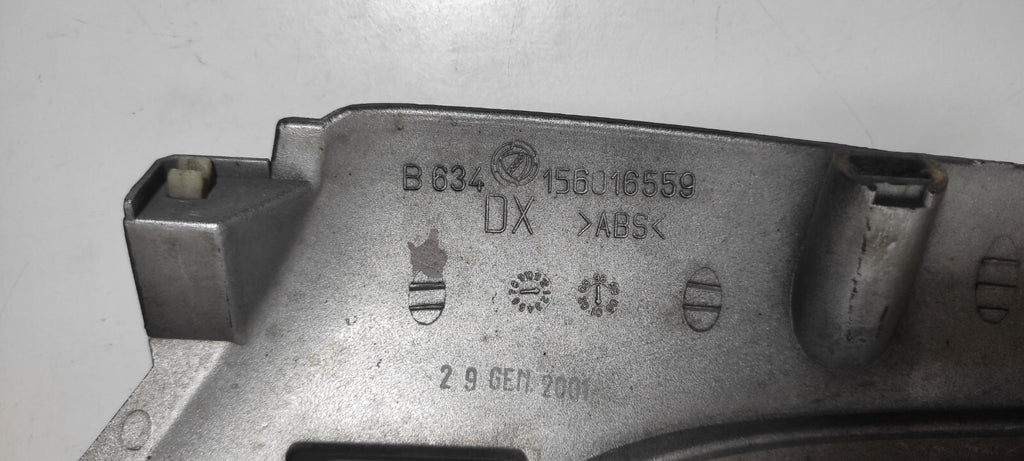 Alfa Romeo 166 2.4JTD 110kW 2003 Front Right Bumper Upper Grill 156016559 Silver