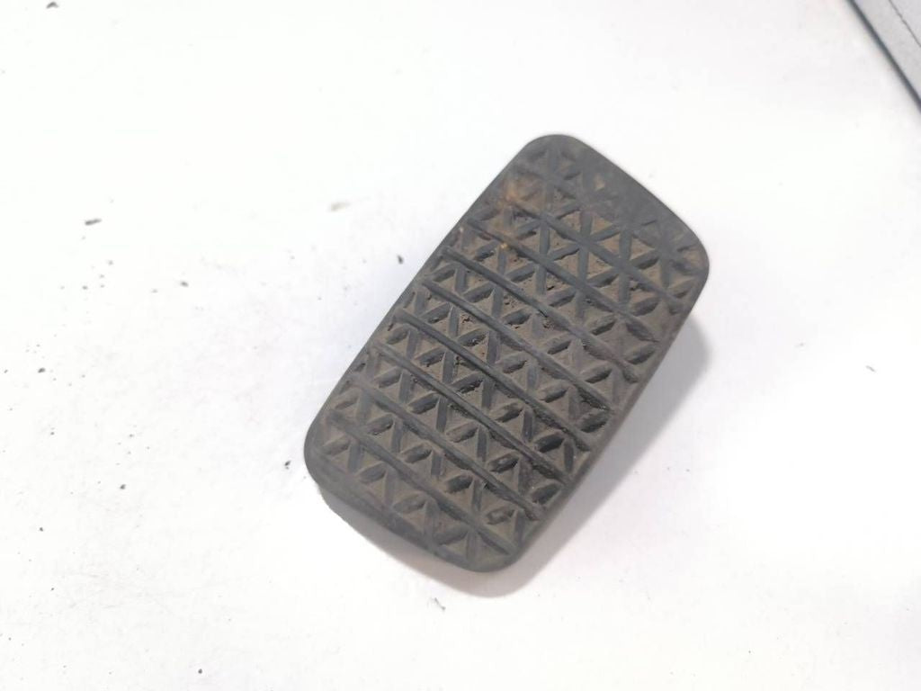 Fiat Croma 2.4JTD 147kW 2007 Diesel Auto brake pedal rubber 3801940059 
