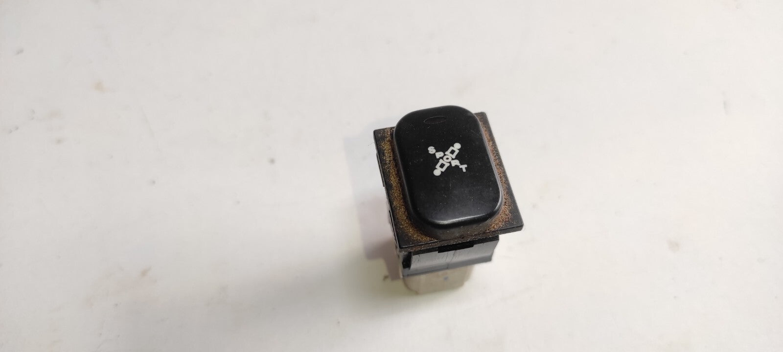 Peugeot 607 3.0i V6 Petrol 2001 Sport Shock Absorber Switch Button