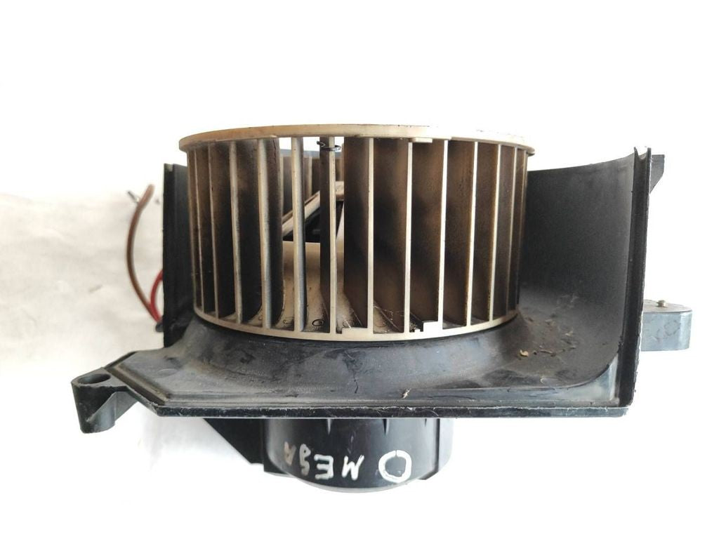 Opel Omega B1 1999 Heater blower fan motor AT315156 