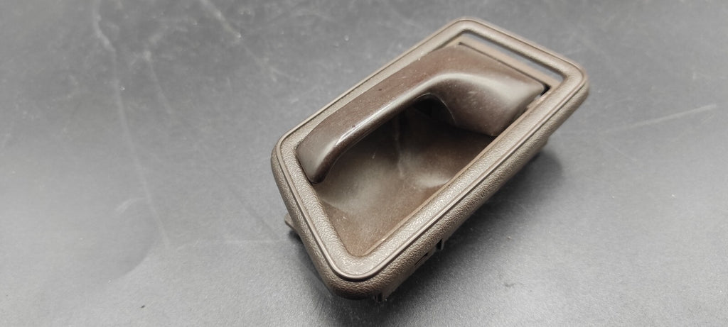 Volkswagen VW Golf Jetta Mk2 1989 Rear Left Door Inner Handle 321837235A