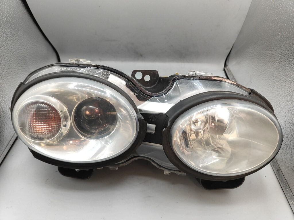 Jaguar X Type 2.0D 96kW RHD Front Right  Headlight 1X4313W029AJ GOOD CONDITION
