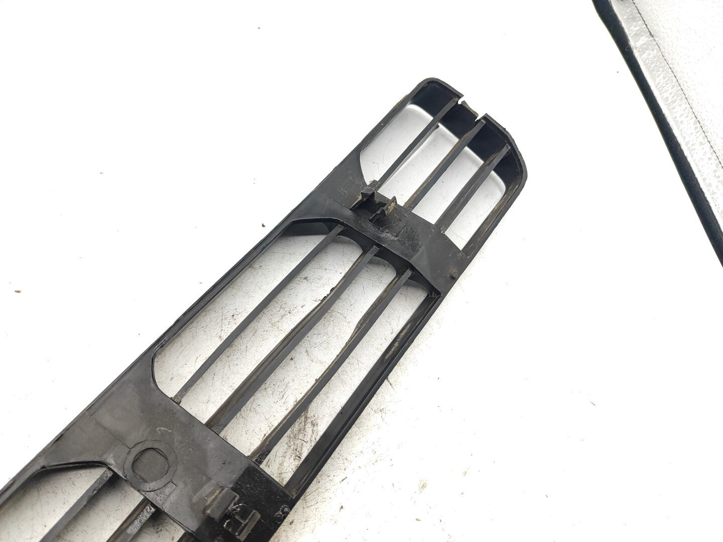 Audi A4 B5 1.8T Petrol Avant 1998 Front Lower Bumper Grill 8D0807683