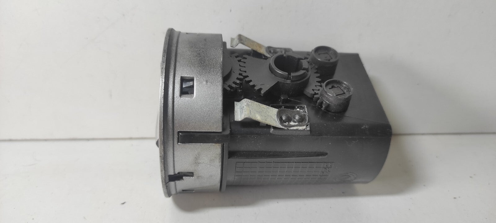 Alfa Romeo 159 1.9JTDm 88kW Diesel 2008 LHD Front Side Dash Panel Air Vent