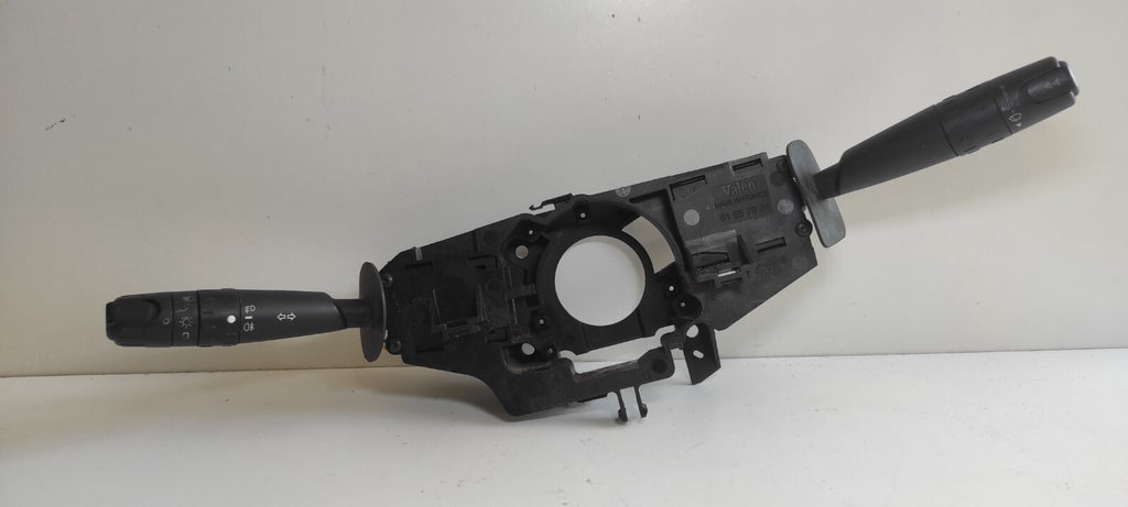 Peugeot 607 3.0i V6 2001 LHD Front Wiper / Indicator Light Stalk Lever 61557024