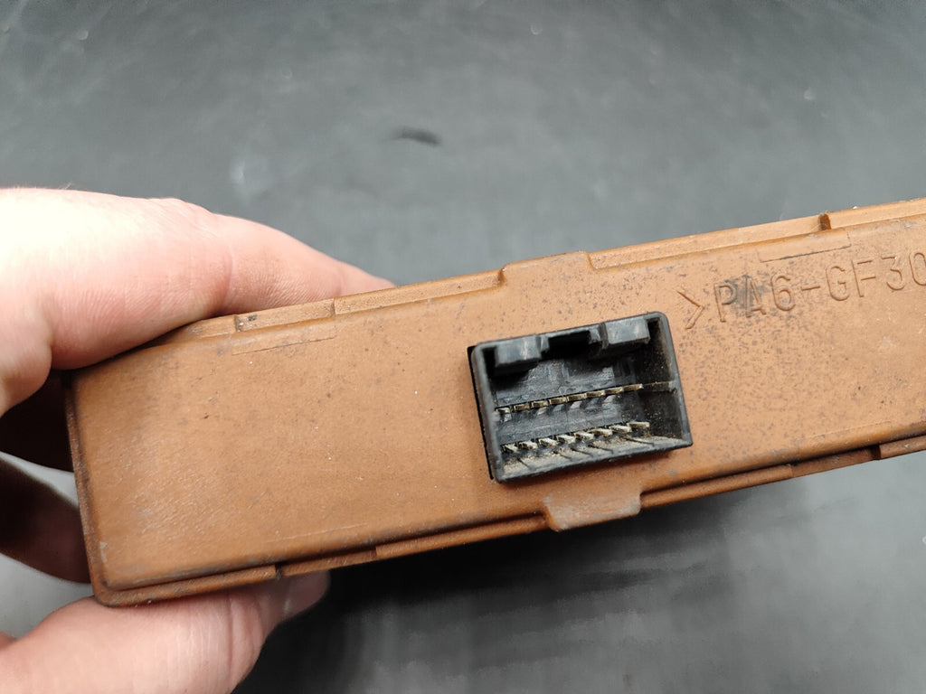 Alfa Romeo 156 2.4JTD 110kW Diesel 2001 Headlight control module 60673171