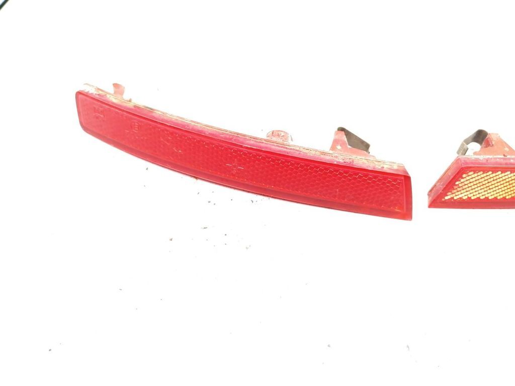 Alfa Romeo 147 1.9JTD 88kW 8V FL 2007 rear bumper light reflector 46776234 