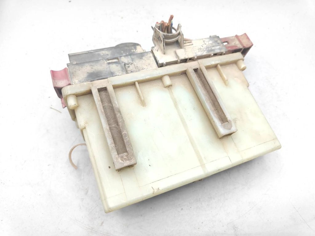 Opel Astra G 2000 Diesel Coolant fan control module relay 24462347 