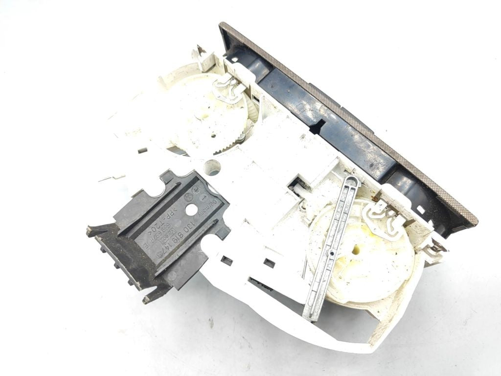 Volkswagen Golf IV MK4 1999 Climate control unit module 1J0820045F 