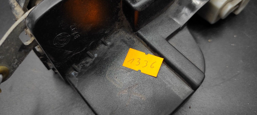 Alfa Romeo 147 1.9JTD 16V Diesel 2004 LHD Rear Left Door Lock B792