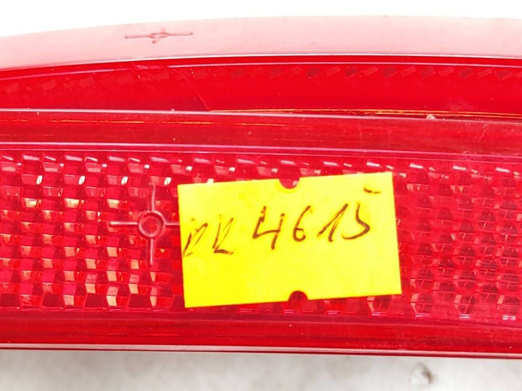 Alfa Romeo 147 Facelift 2005 rear bumper light reflector 46778631 