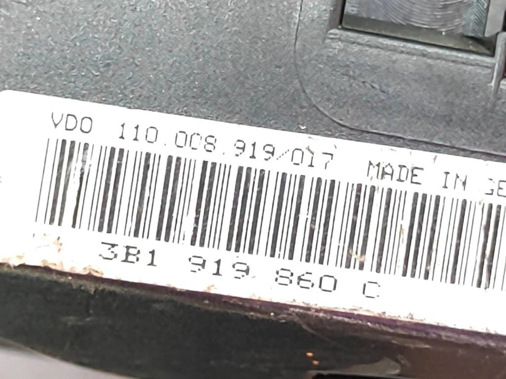 Volkswagen PASSAT B5 1998 speedometer instrument cluster 3B1919860C 