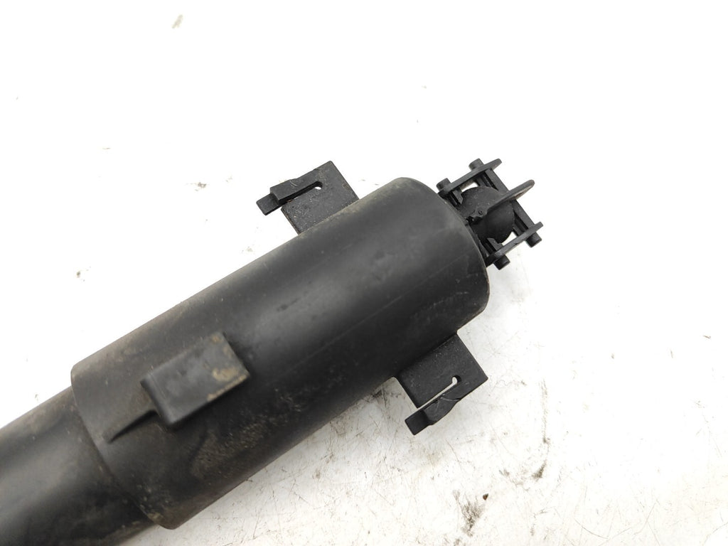 BMW 3 Series E90 E91 Front Headlight Washer Spray Nozzle 7179311 13037710