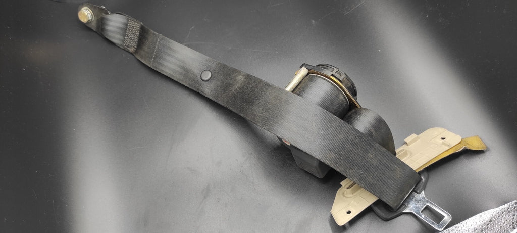 Alfa Romeo 166 2.4JTD 110kW 2001 Rear Left Seat Safety Seatbelt 044047