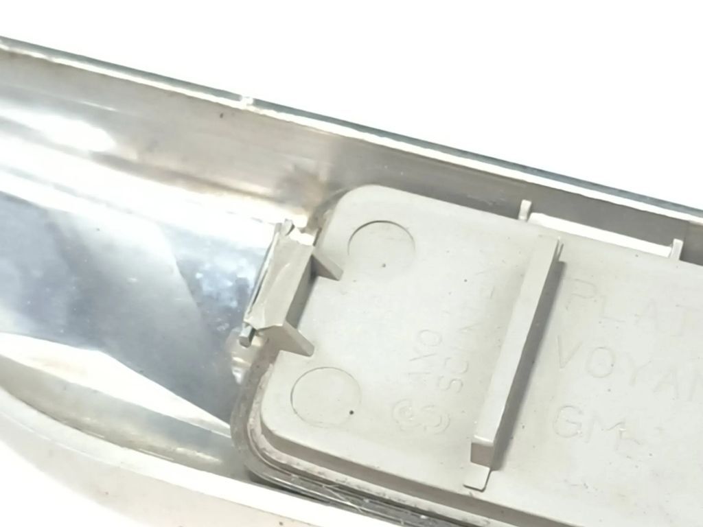 Opel Tigra B 1.4i 2005 front right fender wing turn indicators light 