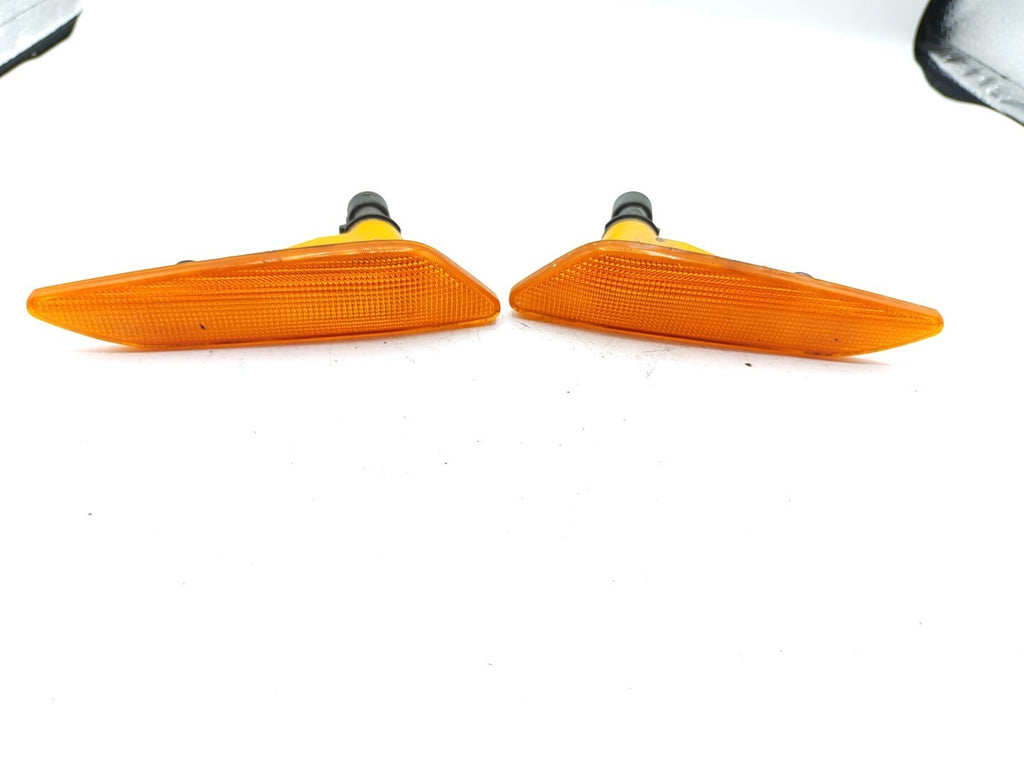 Alfa Romeo 156 2.4JTD SW 2000 Front Orange Indicator Turn Light Set