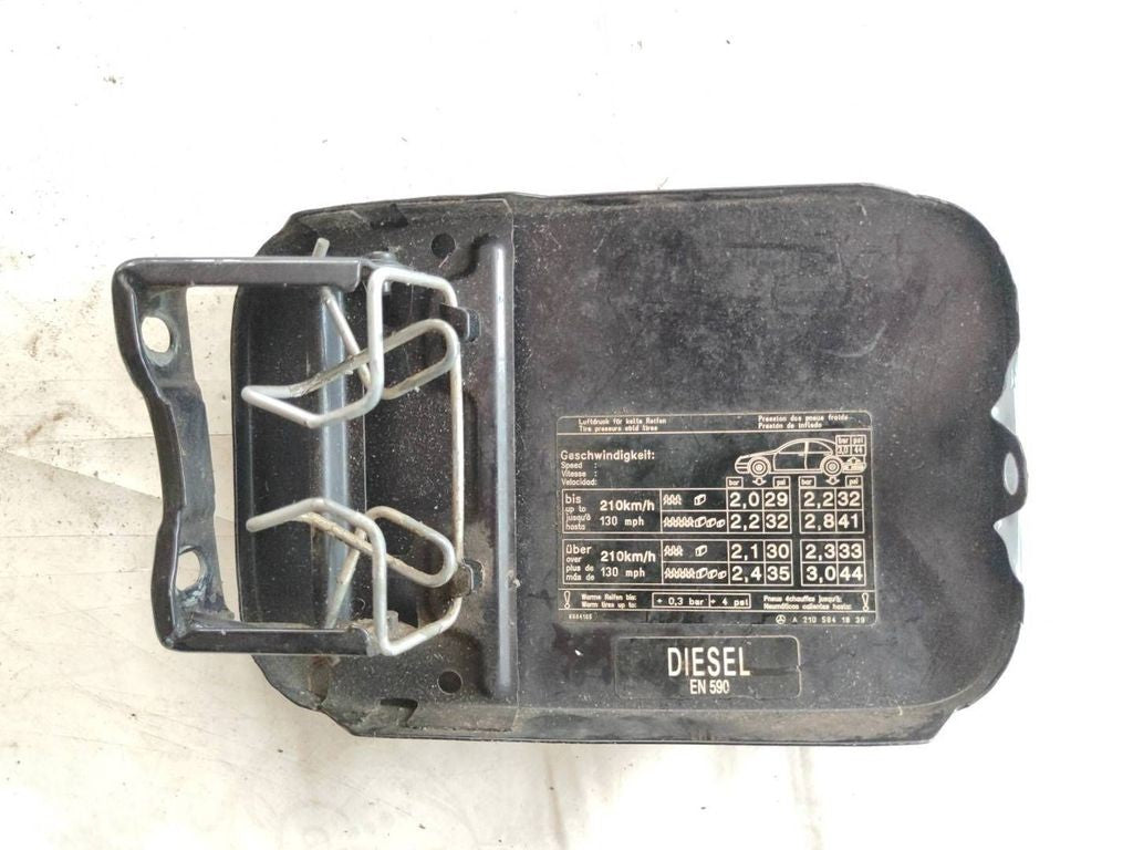 Mercedes-Benz E W210 1998 Fuel tank cap A2105841839  