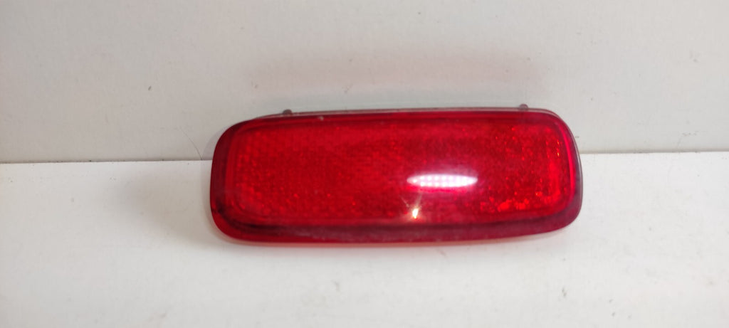 Peugeot 607 3.0i V6 Petrol 2001 LHD Rear Bumper Reflector Light