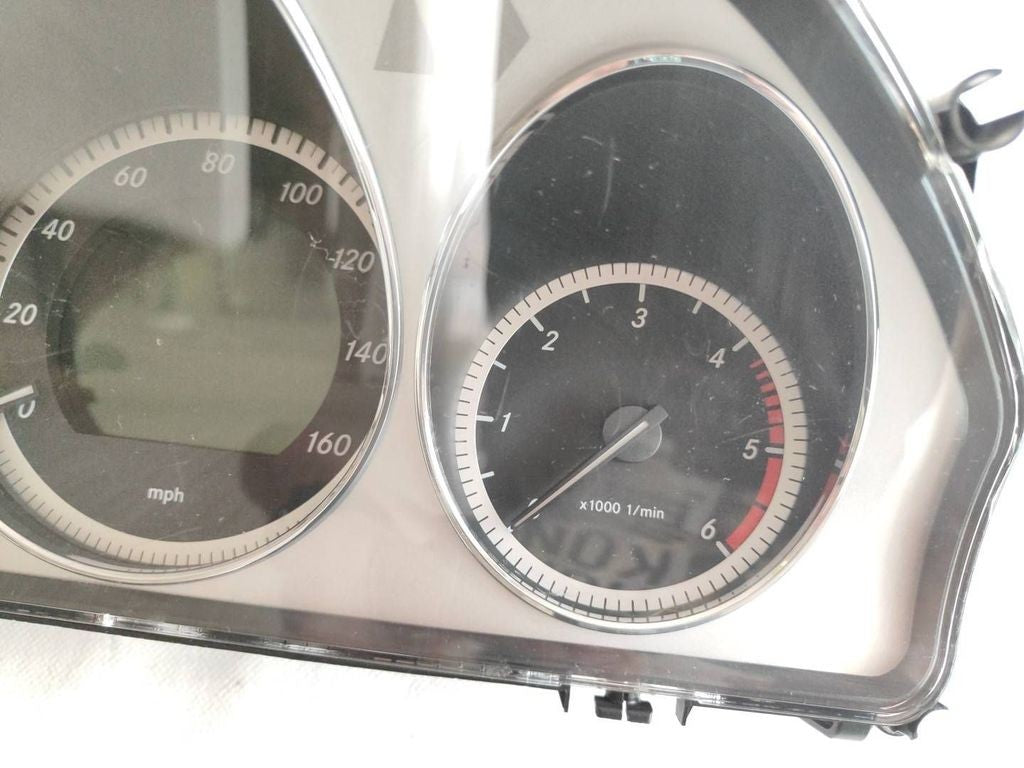 A2049002705 Mercedes-Benz C W204 2008 RHD speedometer instrument cluster 