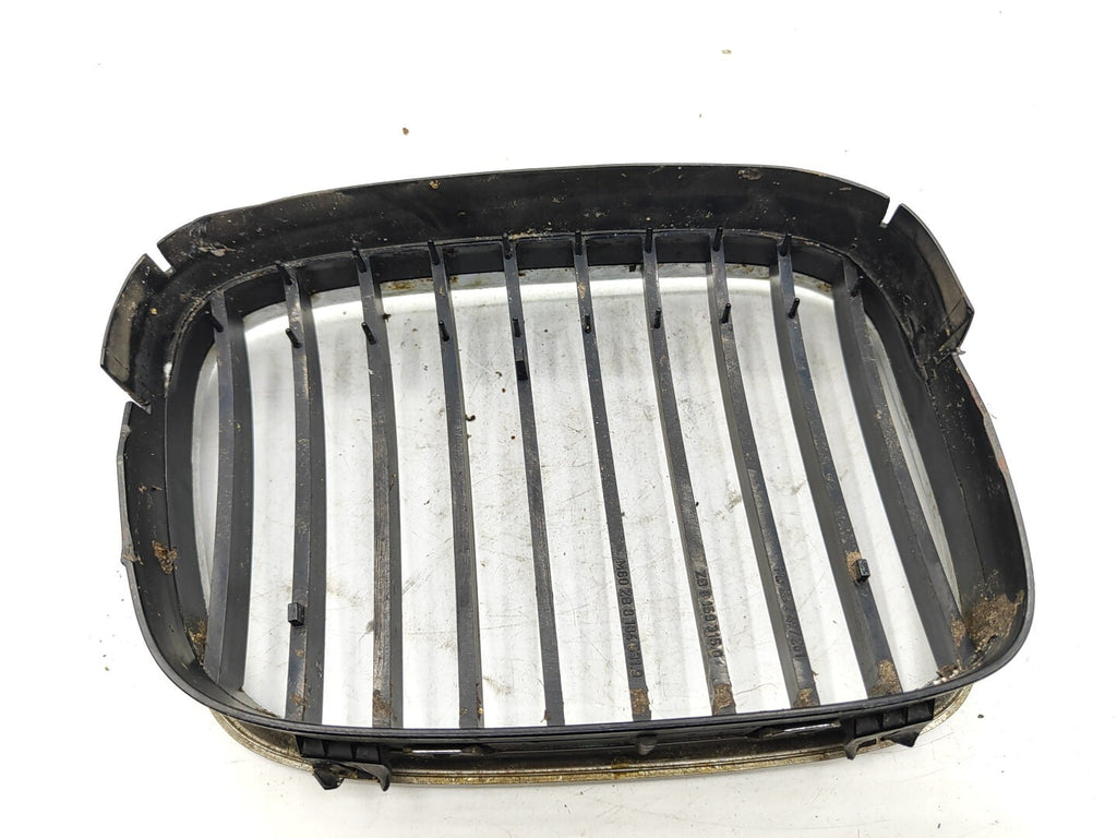 BMW 5 SERIES E39 530D 142kW Estate 2000 Front Left Bonnet Grill Kidney 8159311