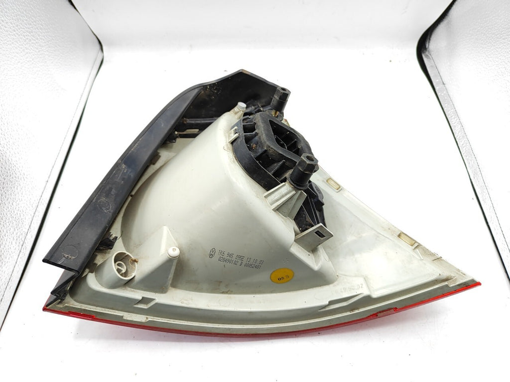 Volkswagen Golf MK5 2005 LHD Rear Left Taillight Light 1K6945095E
