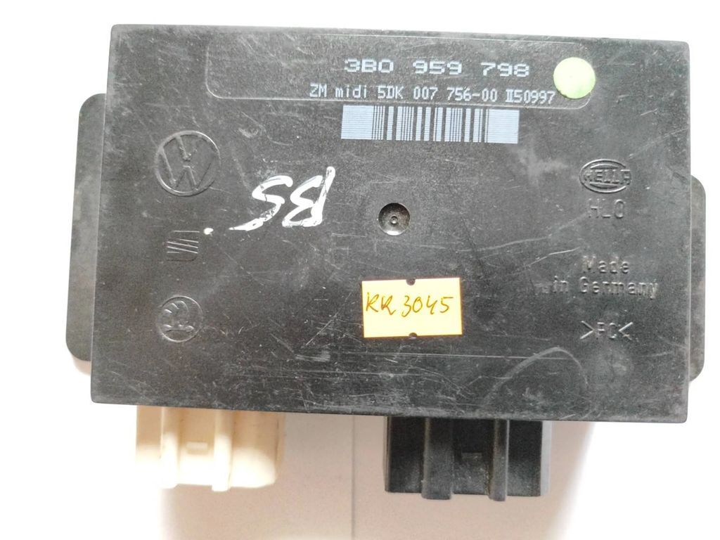 Volkswagen PASSAT B5.5 2001 Comfort convenience body module 3B0959798 