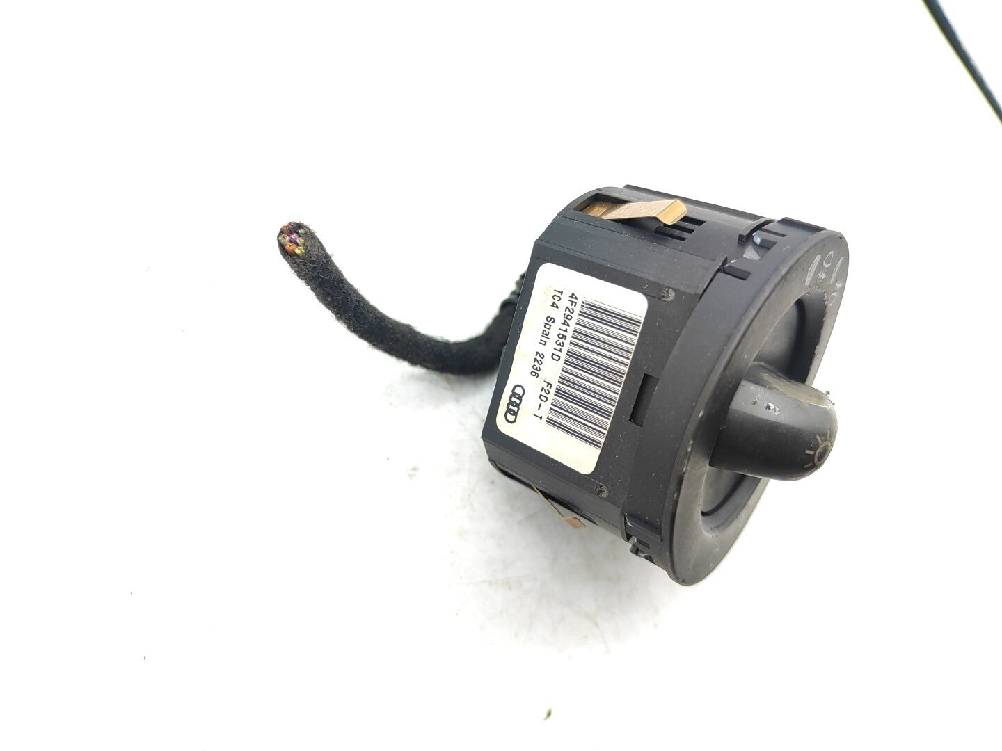 Audi A6 C6 2.4i 130kW 2006 LHD Hazzard Light Switch Button 4F2941531D