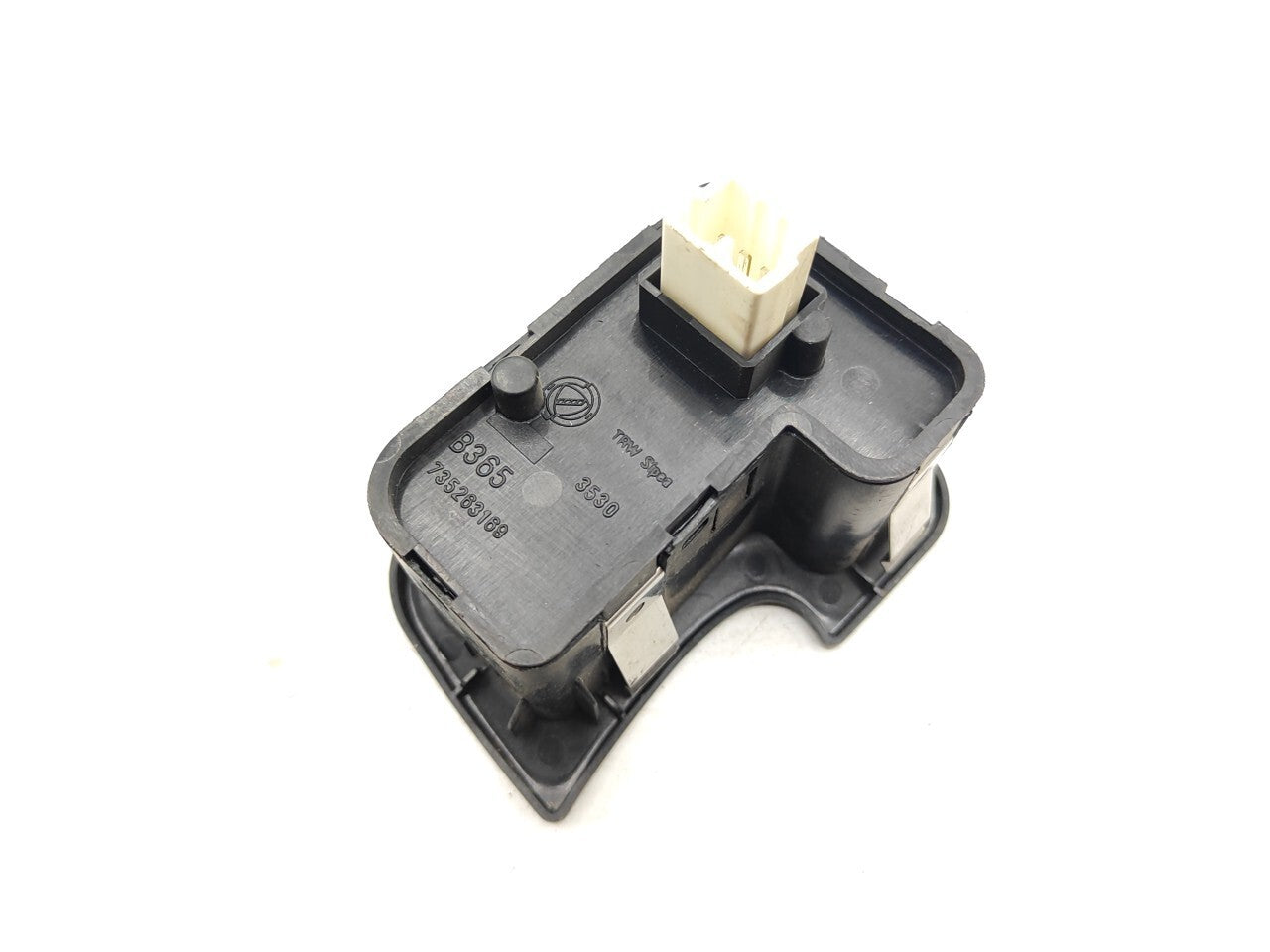 Alfa Romeo 147 2005 Rear Left Window Switch 735263169