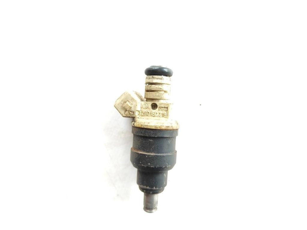 BMW 5 E34 1993 Petrol fuel supply injector 0280150716  