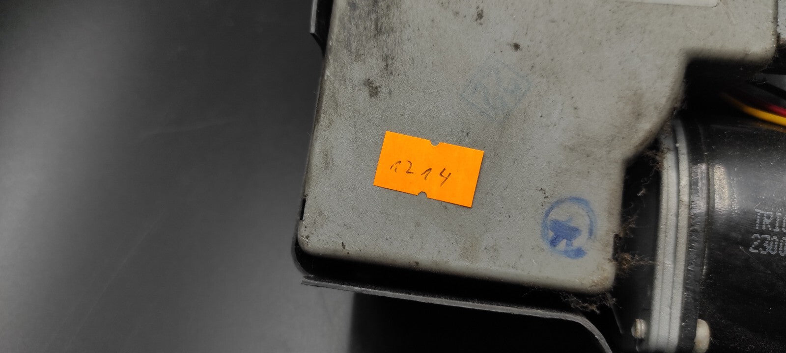 Alfa Romeo 166 2.4JTD 110kW Diesel 2003 LHD Front Wiper Linkage Motor 23001001