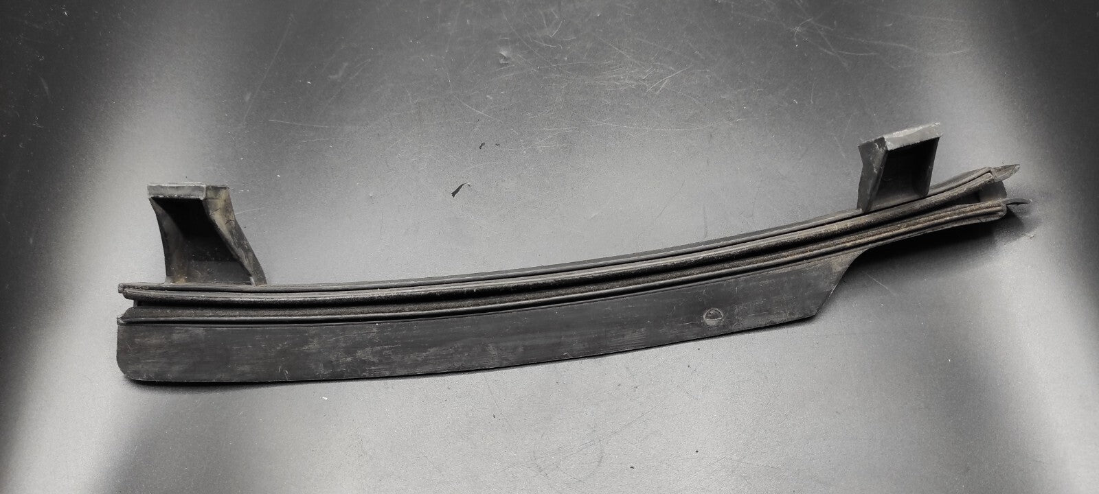 Alfa Romeo 156 2004 Front Left Window Stripe Molding Bracket 606553690