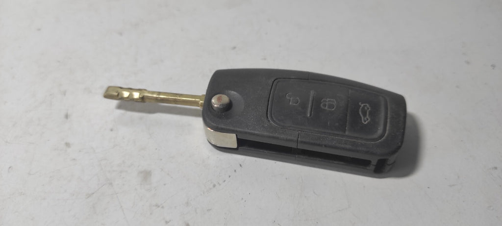 Ford Mondeo MK3 2.5 125kW V6 2005 Ignition Lock Key