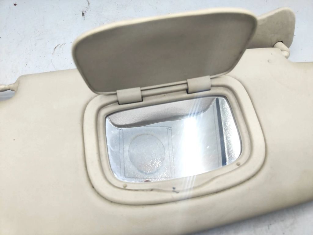 Alfa Romeo 147 Facelift 1.9JTD 2006 LHD Front Right side sun visor 