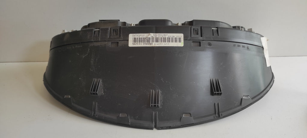Peugeot 607 3.0i V6 2000 LHD Front Dash Speedometer Cluster 9653139880