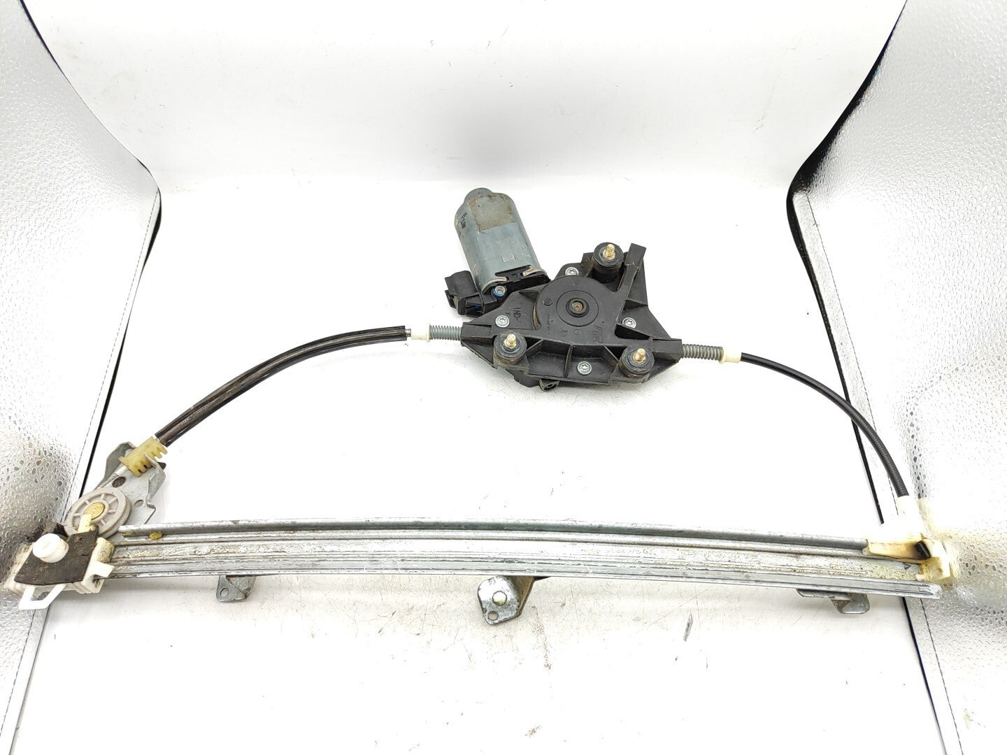 Alfa Romeo 156 1.9JTD 2004 Front Right Window Lifting Mechanism Motor 400397A