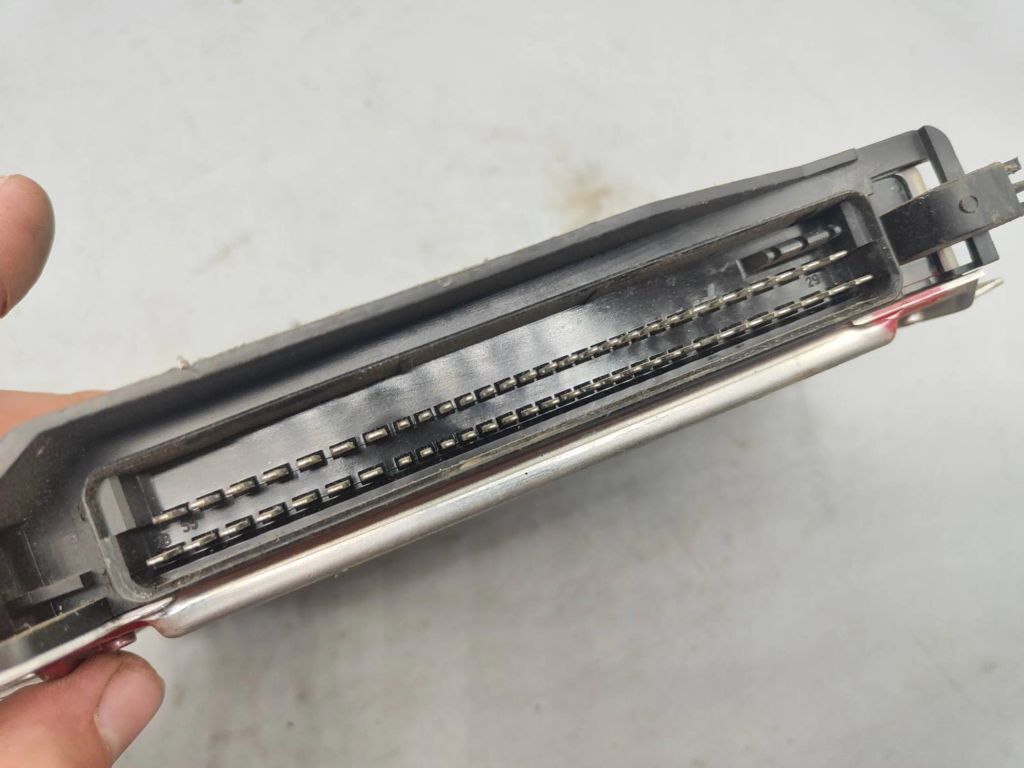 Audi A4 S4 B5 8D 1996 ABS control unit module 4D0907379G 