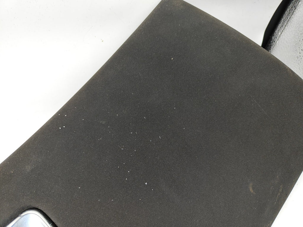 Alfa Romeo GT 1.9JTD 2005 LHD Front Right Dashboard Glovebox