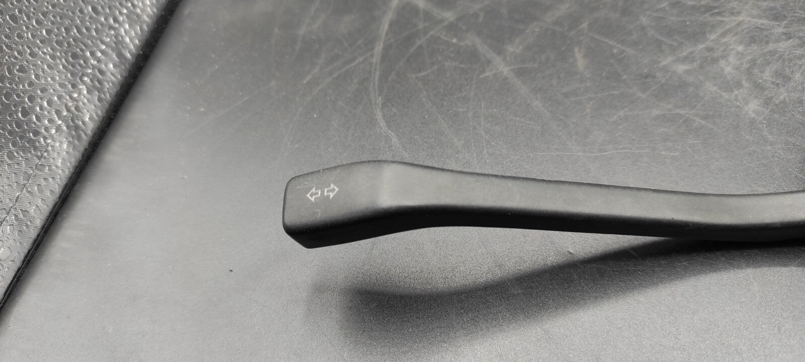 Volkswagen VW Jetta Mk1 1985 Turn Light Indicator Control Stalk FK4527