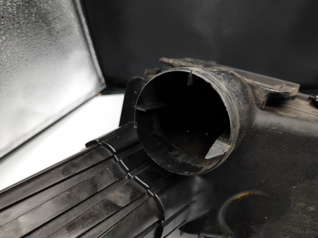 Peugeot 607 3.0 V6 2000 Engine Air Filter Box 9629040380