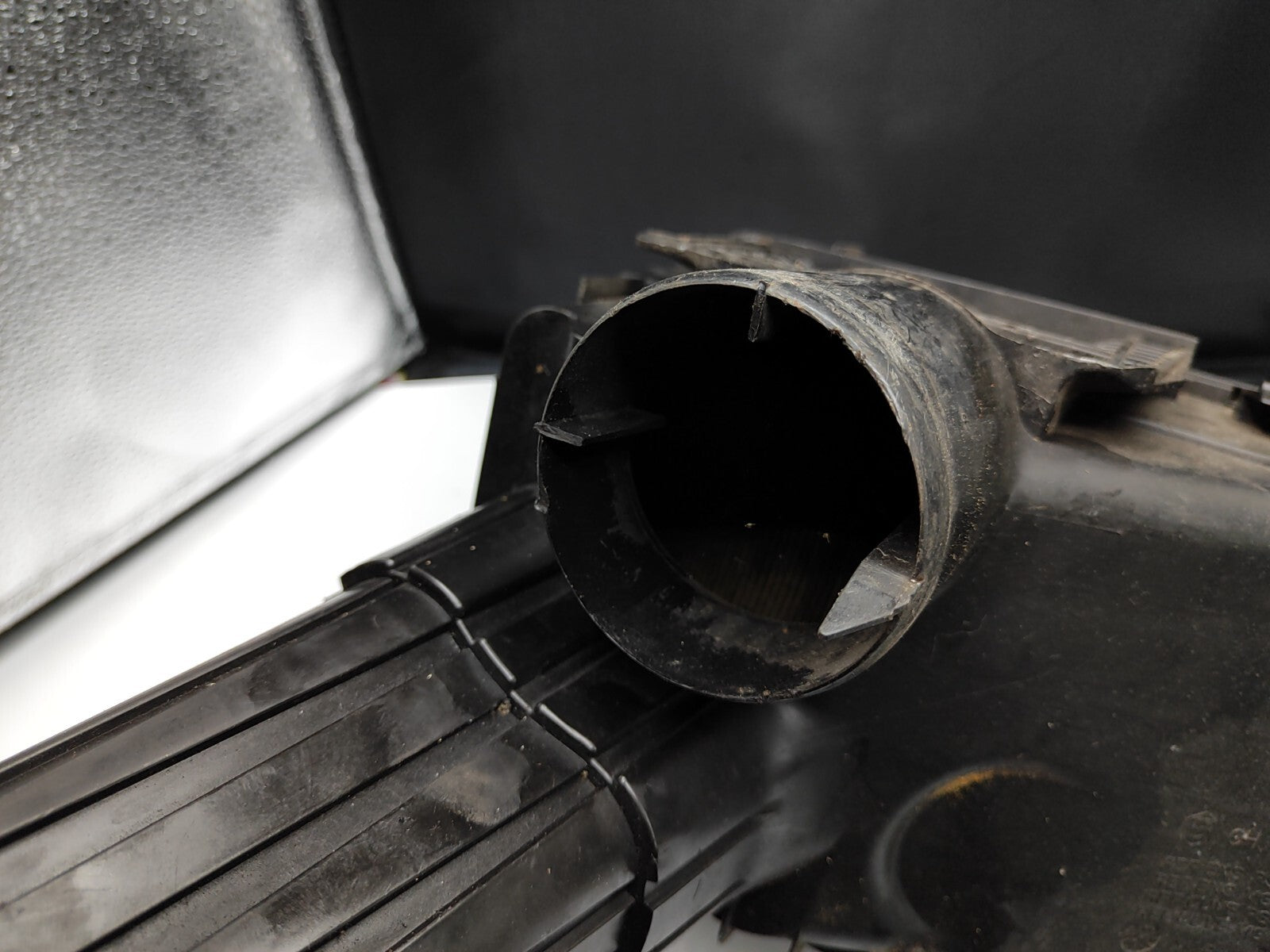 Peugeot 607 3.0 V6 2000 Engine Air Filter Box 9629040380