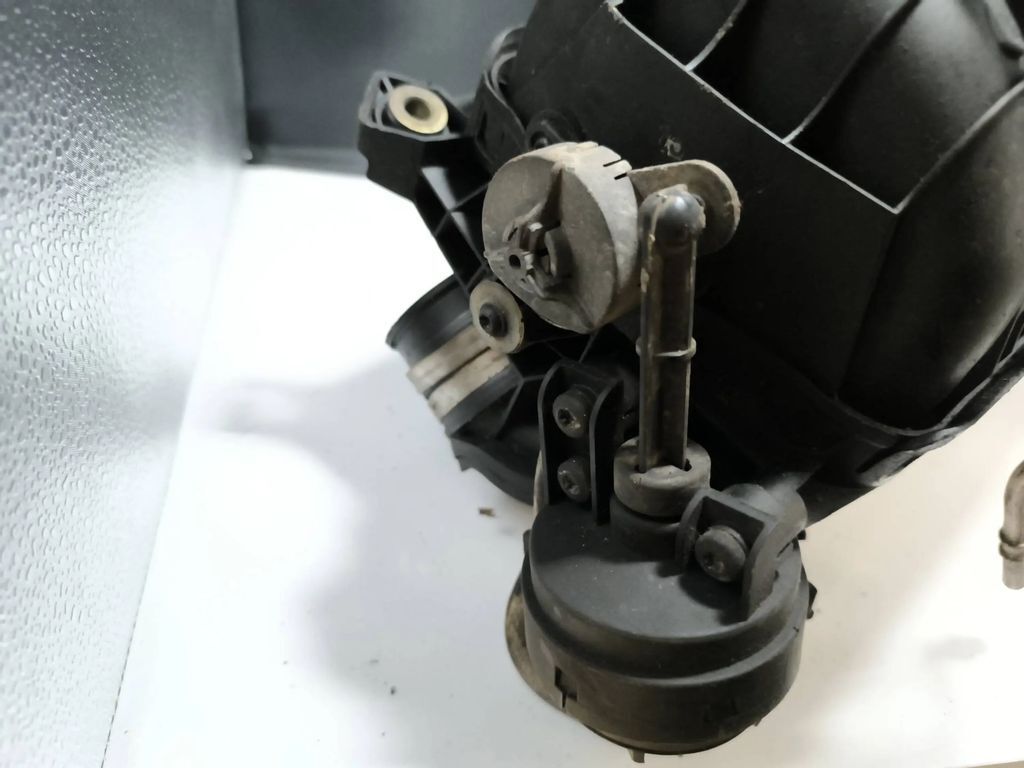 Alfa Romeo 156 Twin Spark 2000 Petrol Engine intake manifold 0280600011 