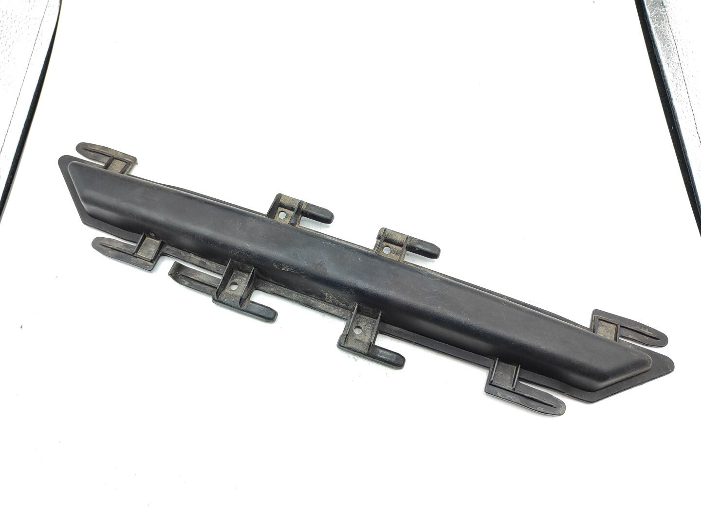 BMW 5 Series E61 530D 170kW 2007 Microfilter housing bracket 6935870