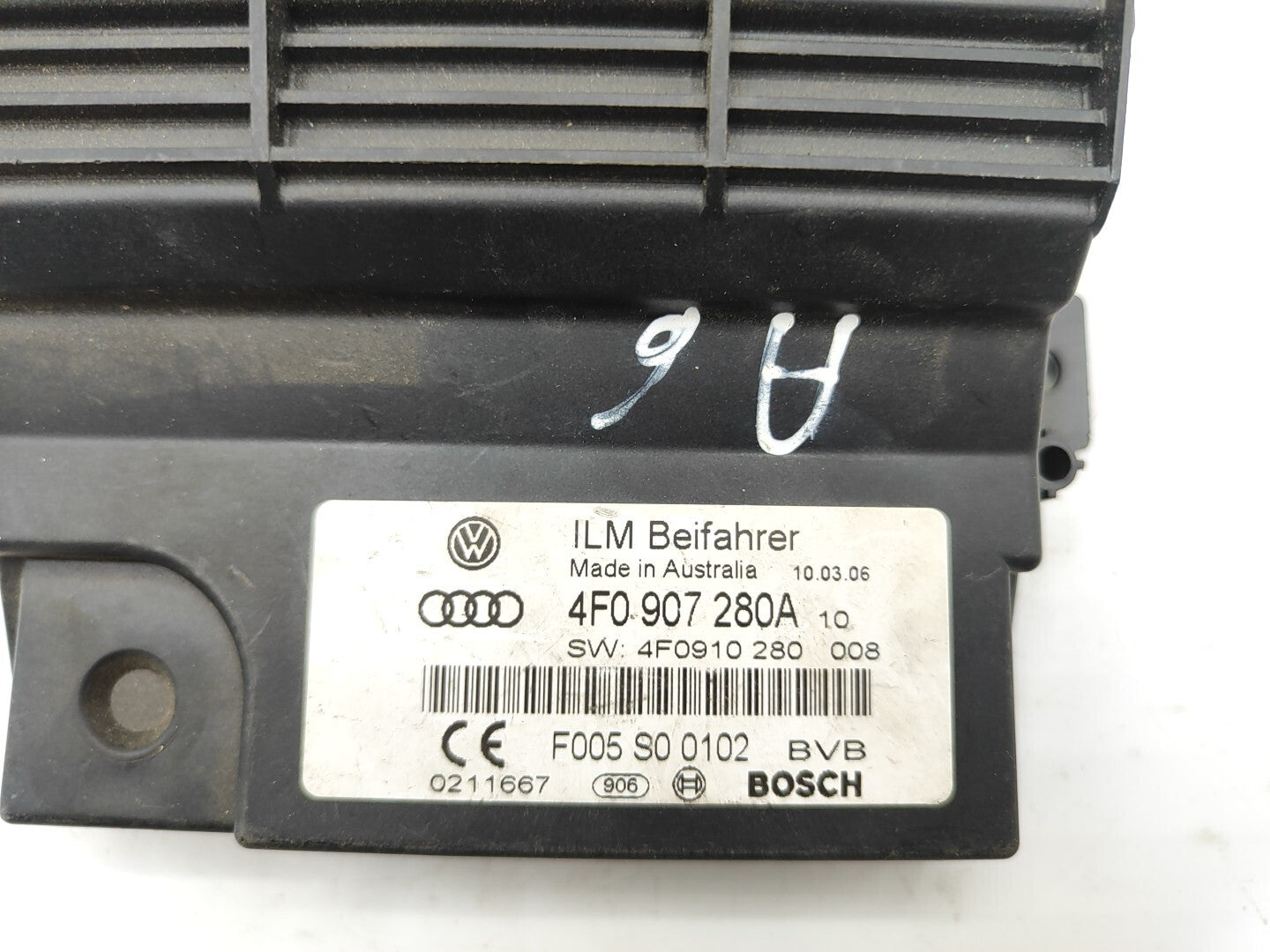 Audi A6 C6 2005 Power Control Module 4F0907280A