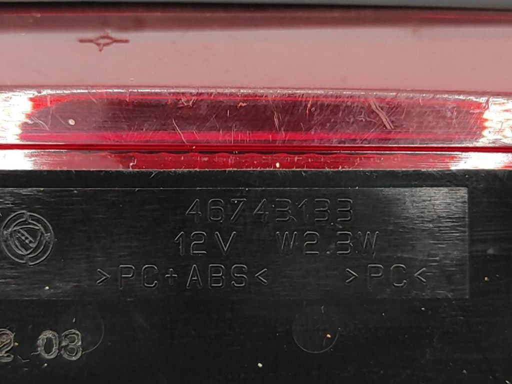 Alfa Romeo 147 2003 Rear Third brake center stop light 46743133 