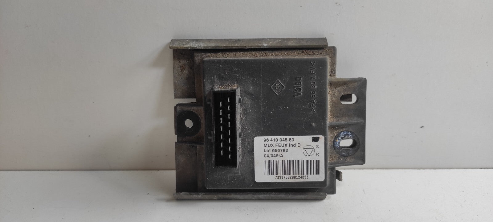 Peugeot 607 3.0i V6 2000 Control Module Unit ECU 9641004580