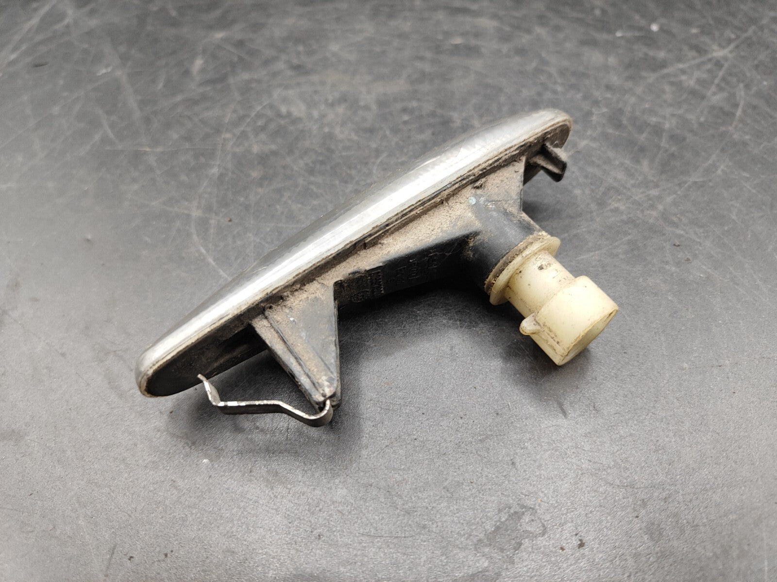 Alfa Romeo 166 2.4JTD 10V 110kW 2002 Front Right Fender Indicator Light 60597300